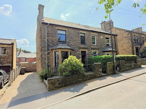 Crawshaw Avenue, Pudsey, Leeds