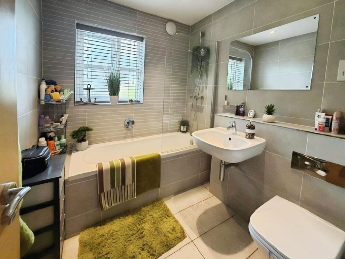 Fartown Court, Pudsey, LS28