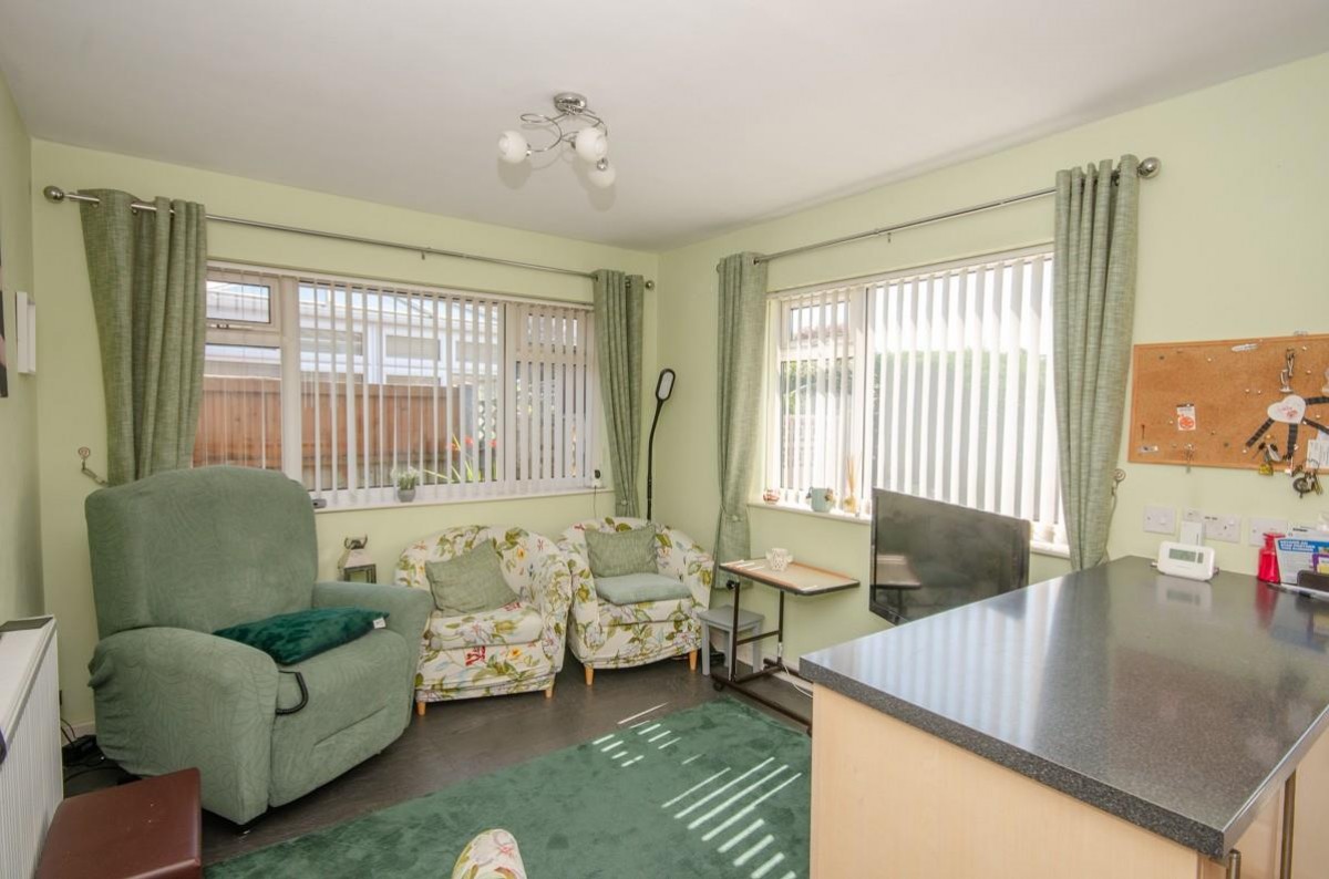 Boscombe Crescent, Downend, Bristol, BS16 6QR
