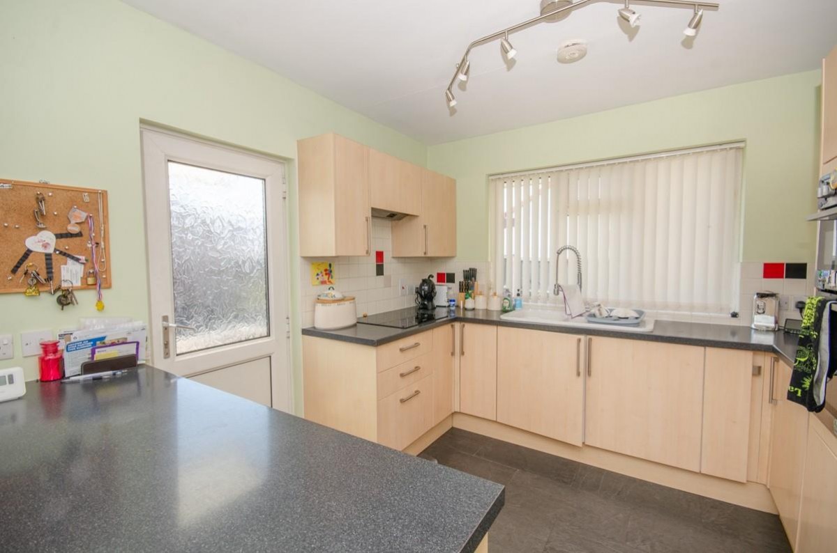 Boscombe Crescent, Downend, Bristol, BS16 6QR