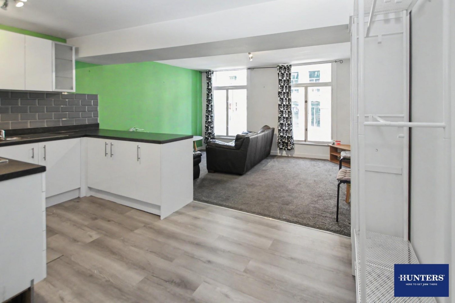 2 bedroom Flat for sale in Netherwood Chambers 1A, Manor Row Bradford, BD1 4PB