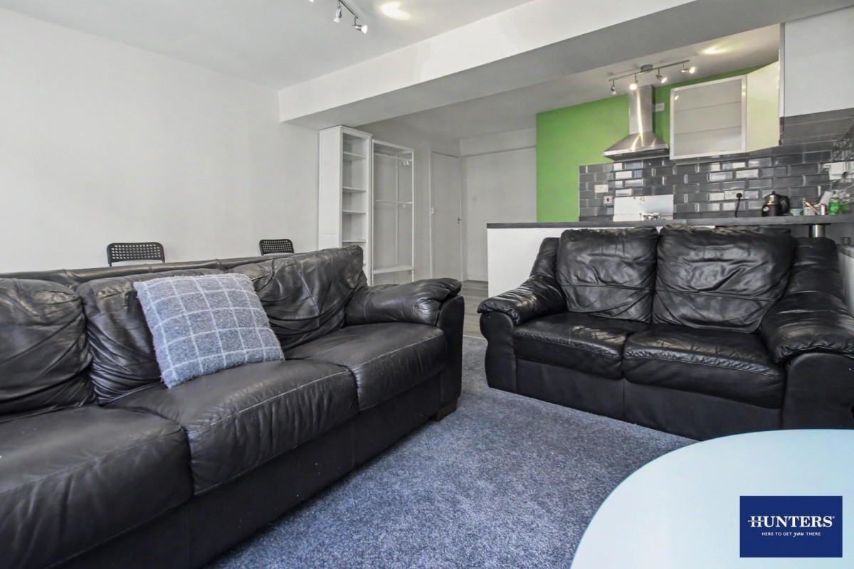 Netherwood Chambers 1A, Manor Row Bradford, BD1 4PB