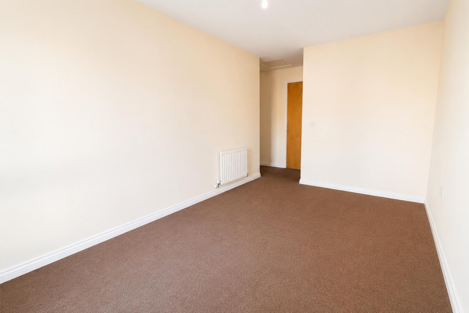 2 bedroom Flat to let in Lamerton Avenue, Newcastle Upon Tyne, NE6