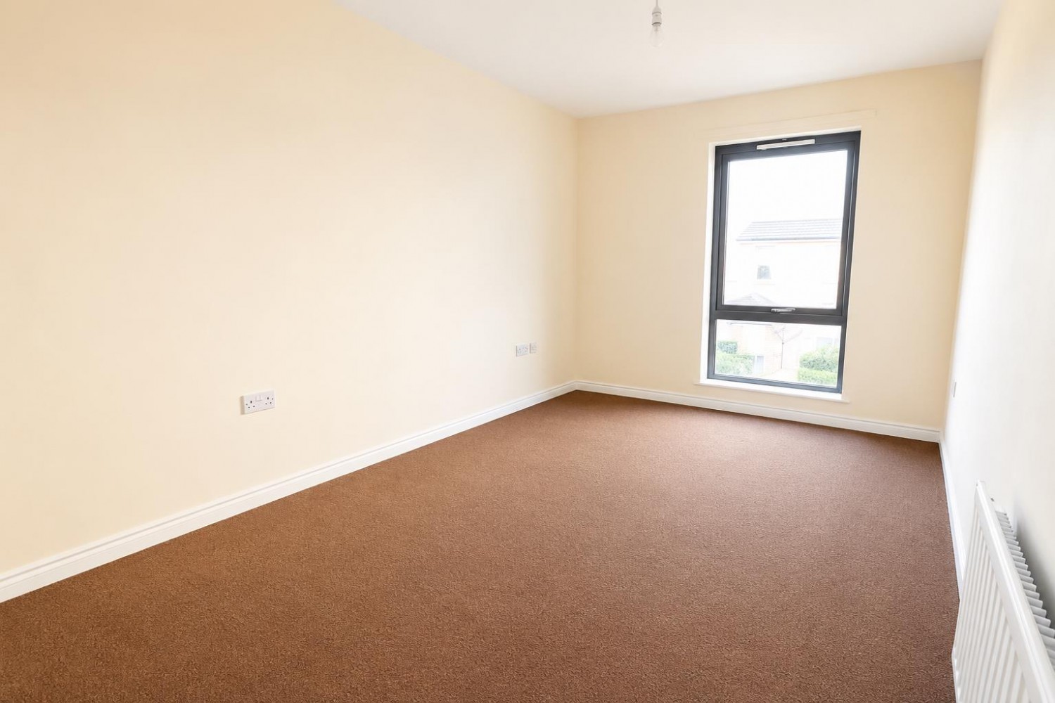2 bedroom Flat to let in Lamerton Avenue, Newcastle Upon Tyne, NE6