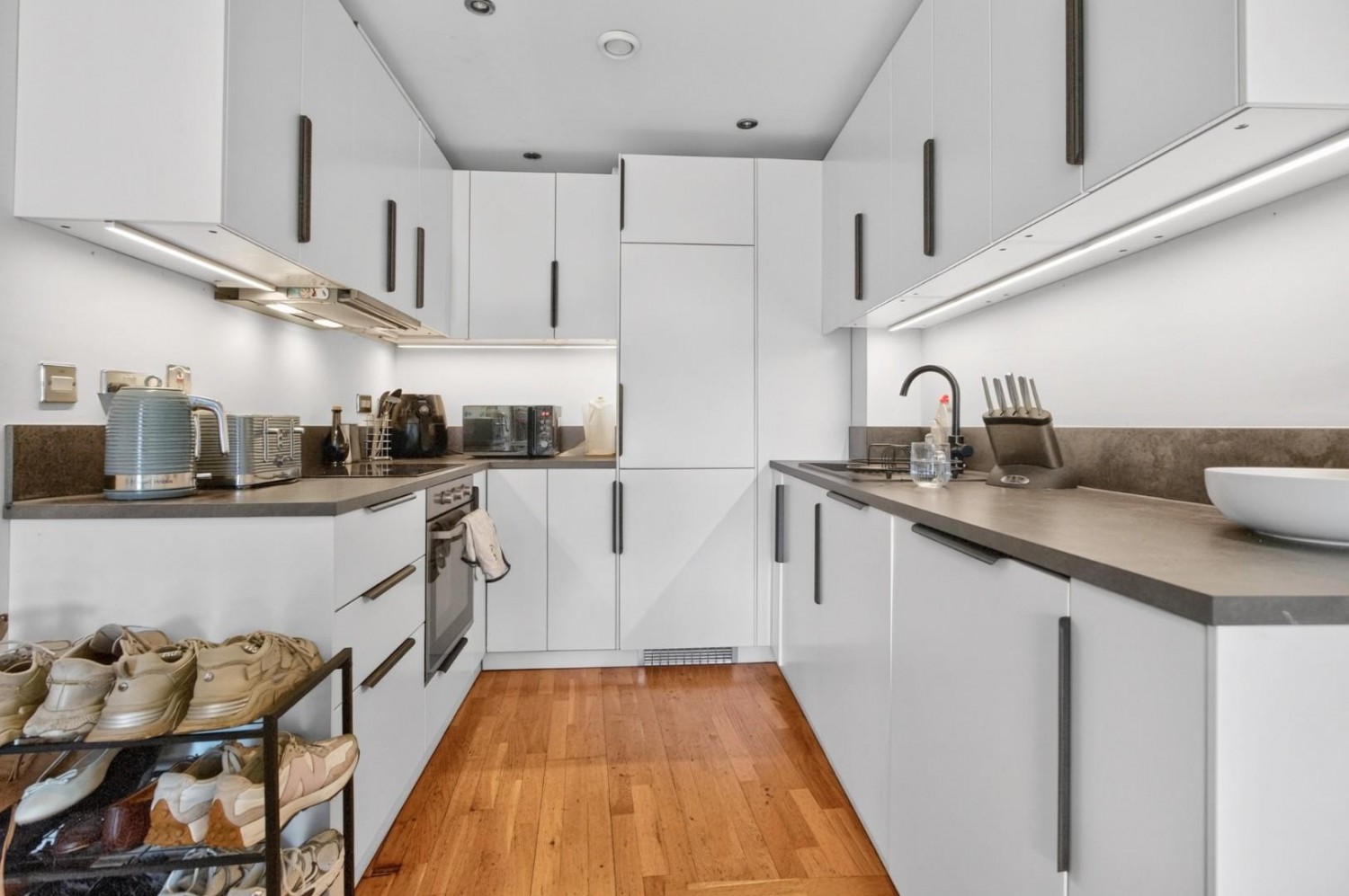 1 bedroom Flat for sale in Santorini, Gotts Road Leeds, LS12 1DP