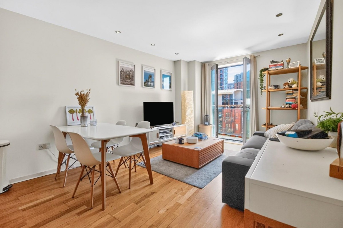 Santorini, Gotts Road Leeds, LS12 1DP