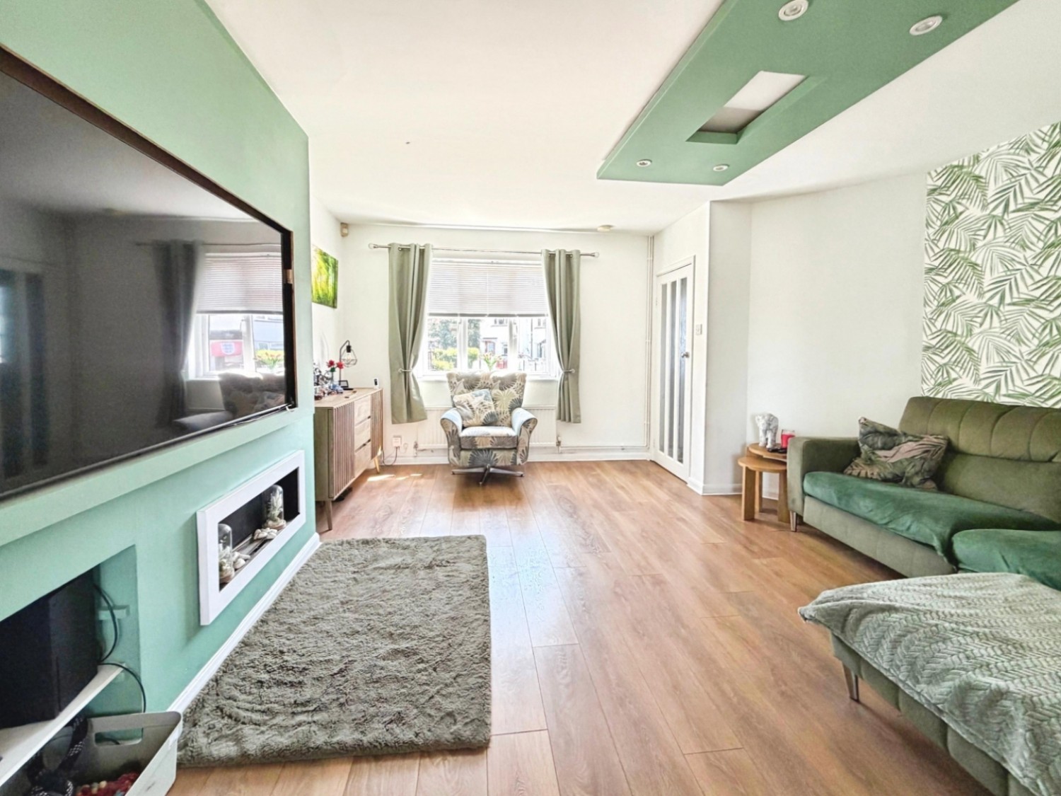 3 bedroom House for sale in Colchester Crescent, Knowle, Bristol, BS4 1SG