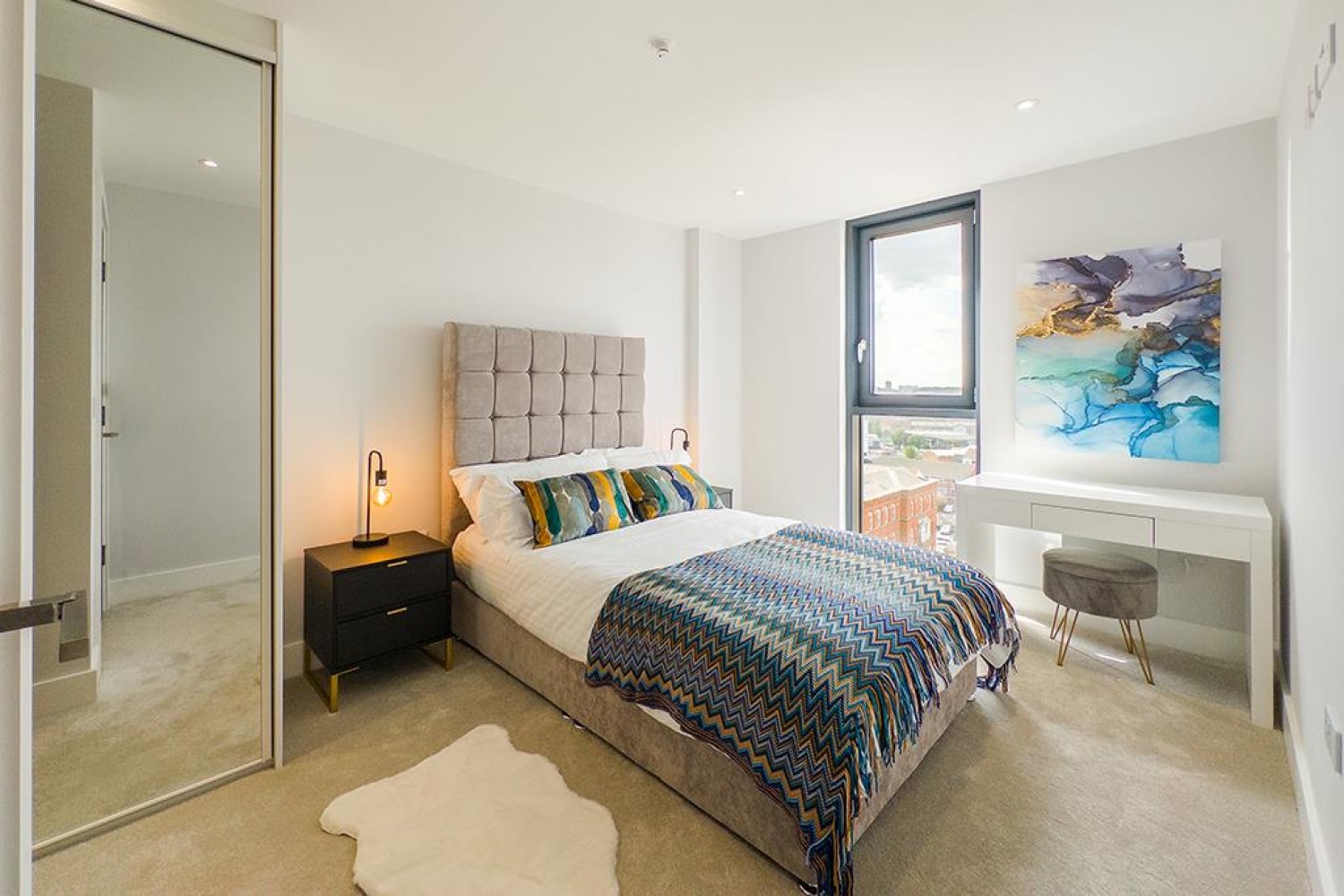 2 bedroom Flat to let in Hallmark Manchester