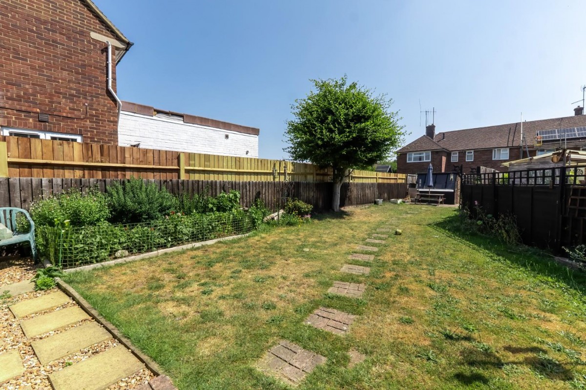 Finch Crescent, Leighton Buzzard