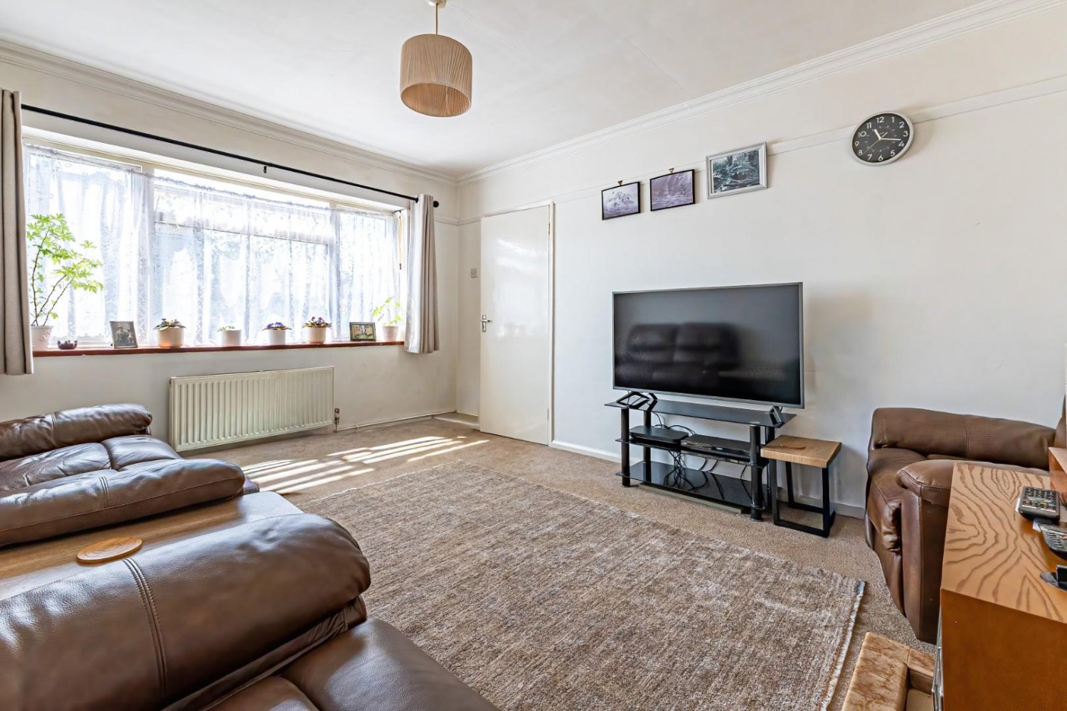 3 bedroom House for sale in Finch Crescent, Leighton Buzzard