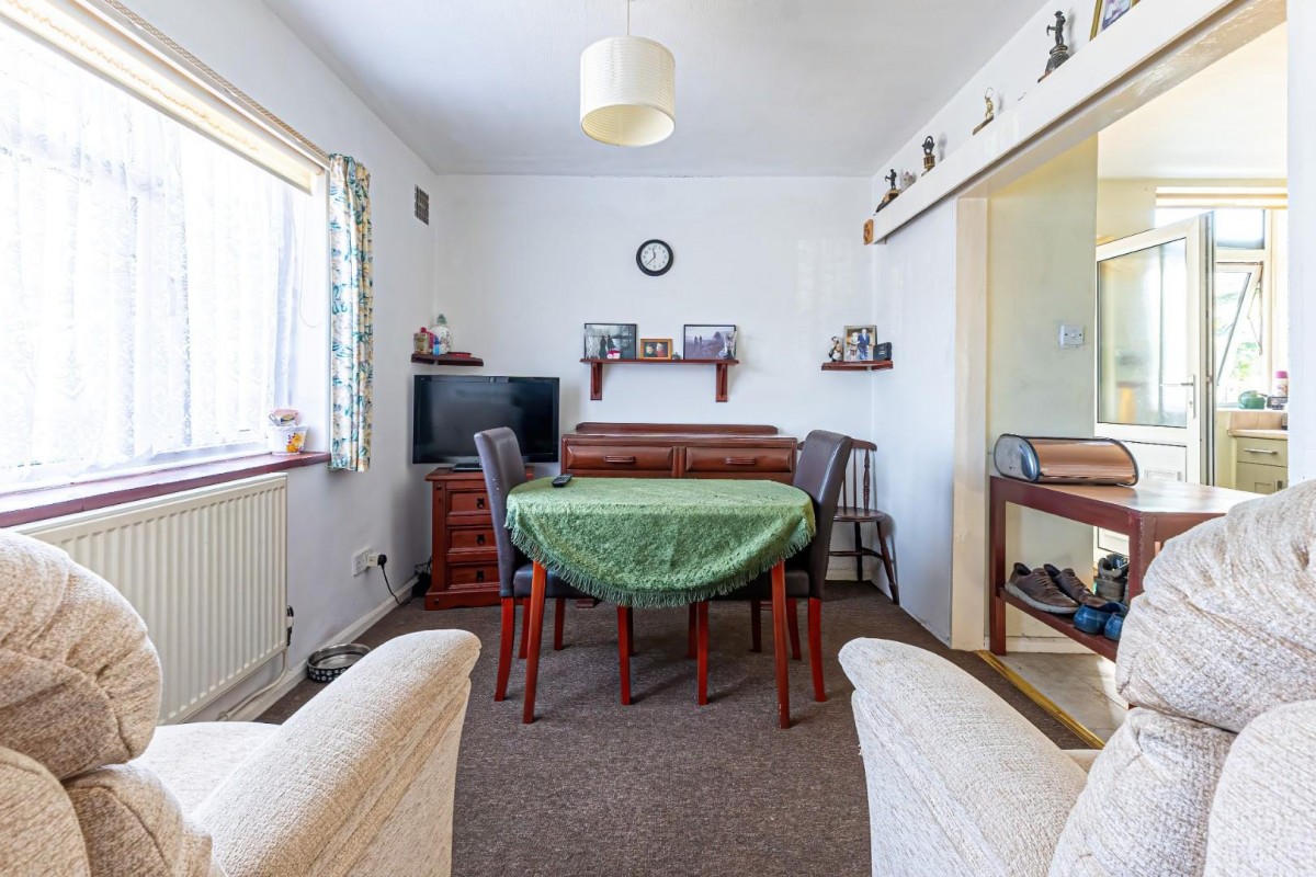 Finch Crescent, Leighton Buzzard