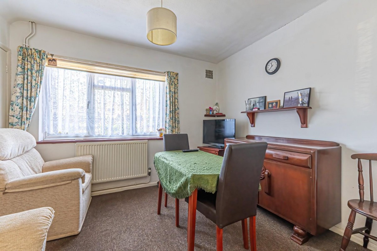 Finch Crescent, Leighton Buzzard