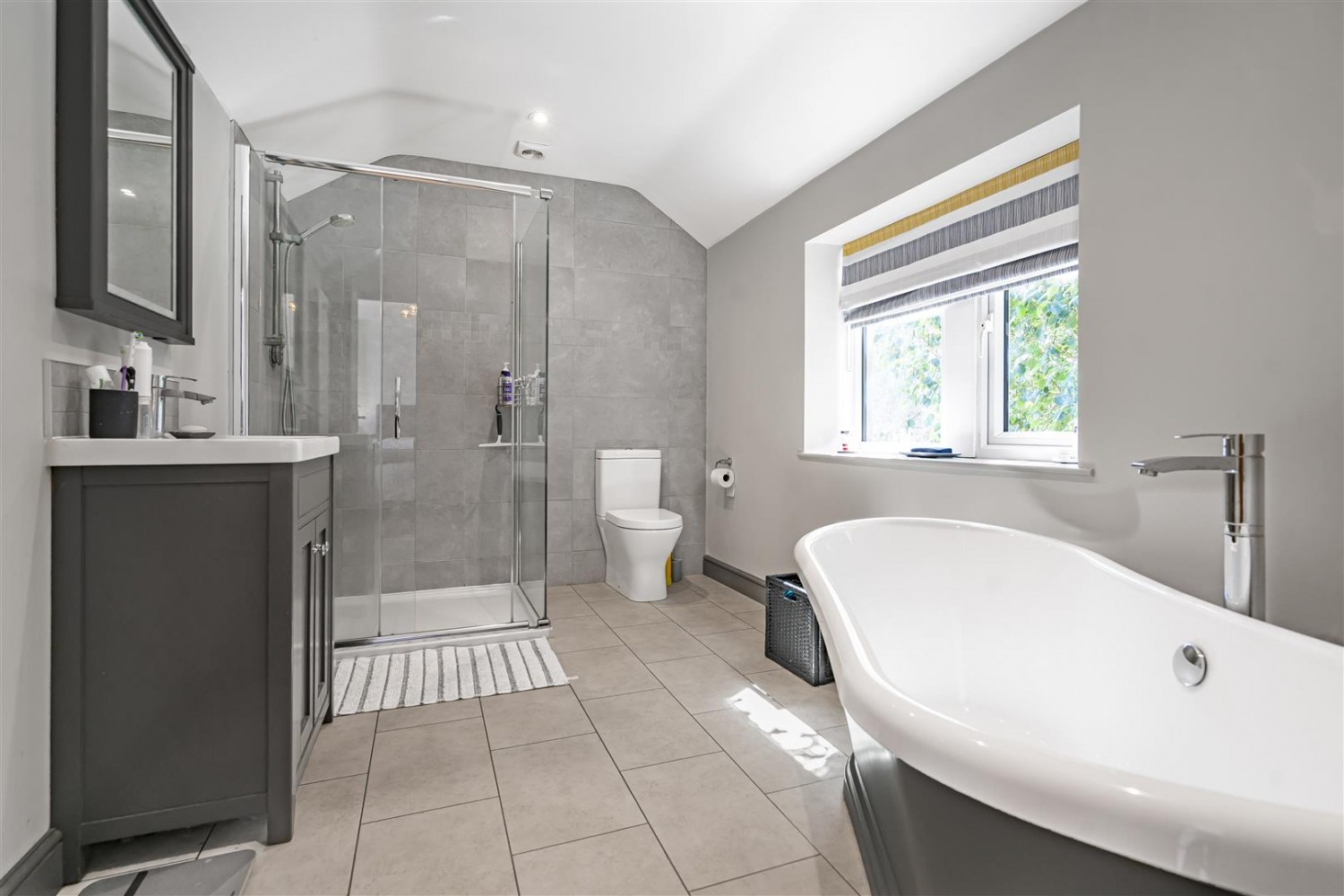 3 bedroom House for sale in Bridge House. Kirkby Malham, Skipton