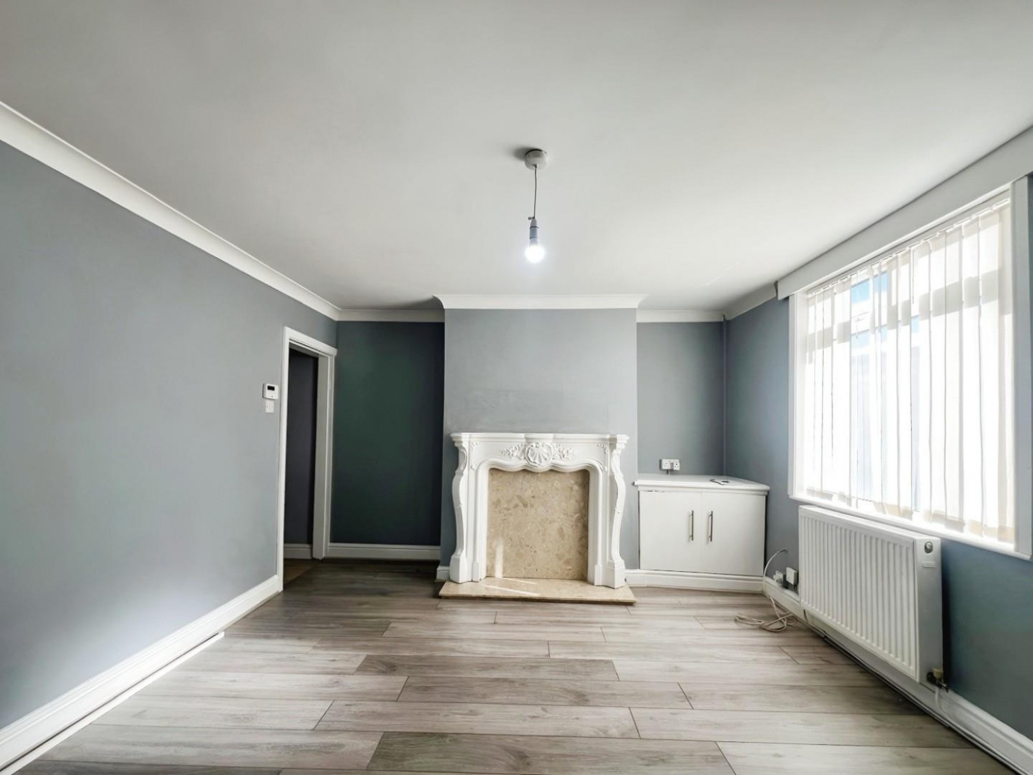 2 bedroom House to let in Phillips Street, Leigh