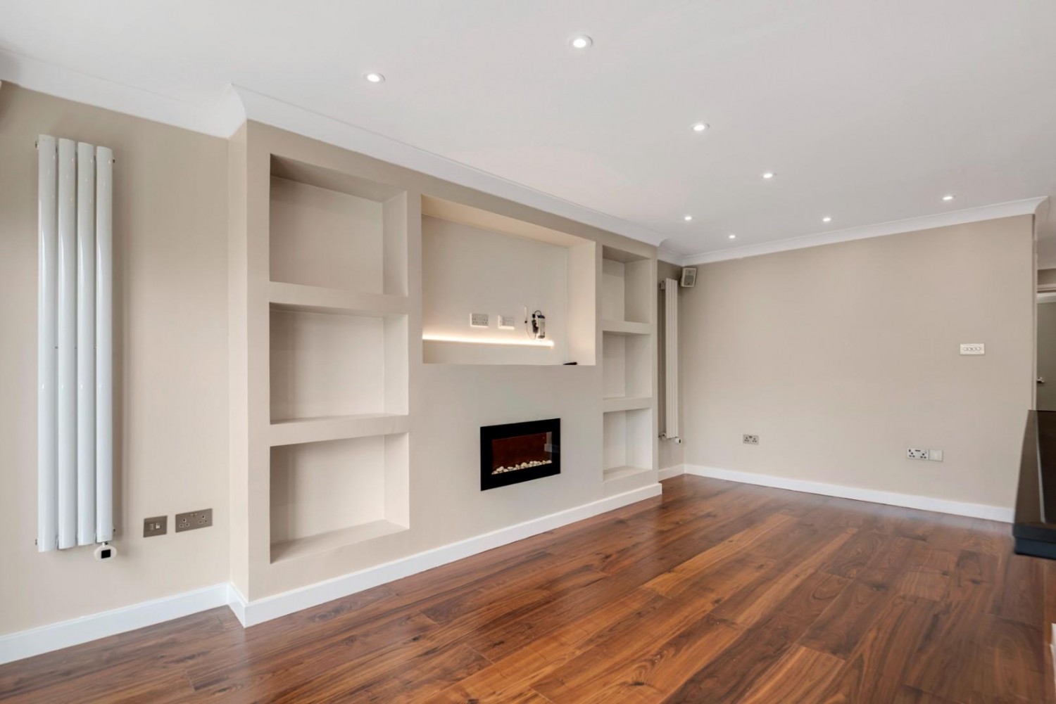3 bedroom Flat for sale in Fountayne Road, London, N16