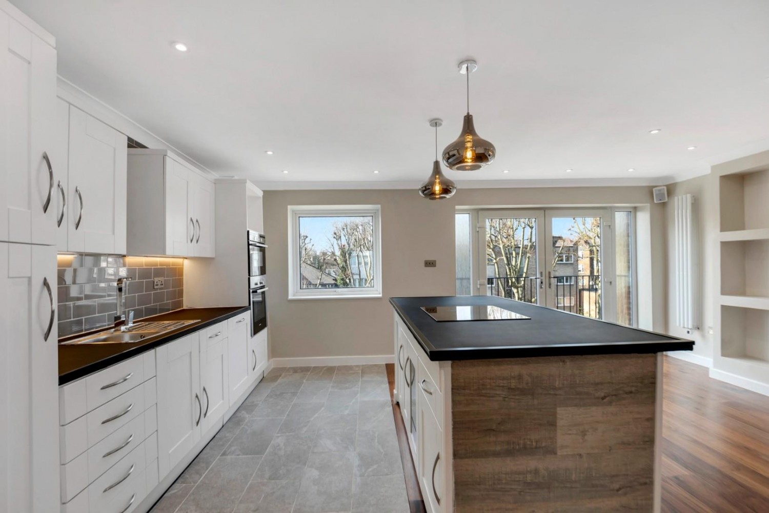 3 bedroom Flat for sale in Fountayne Road, London, N16