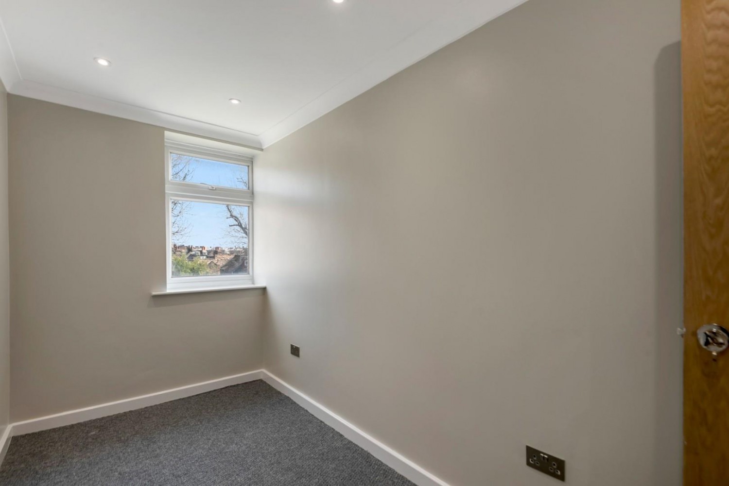 3 bedroom Flat for sale in Fountayne Road, London, N16