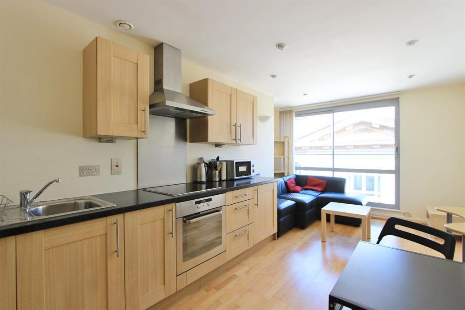 1 bedroom Flat to let in Broughton House, West Street, Sheffield, S1 4EX