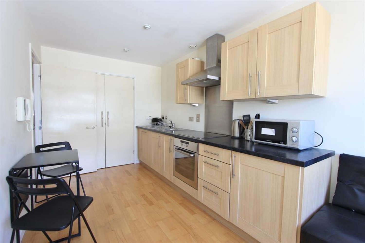 1 bedroom Flat to let in Broughton House, West Street, Sheffield, S1 4EX