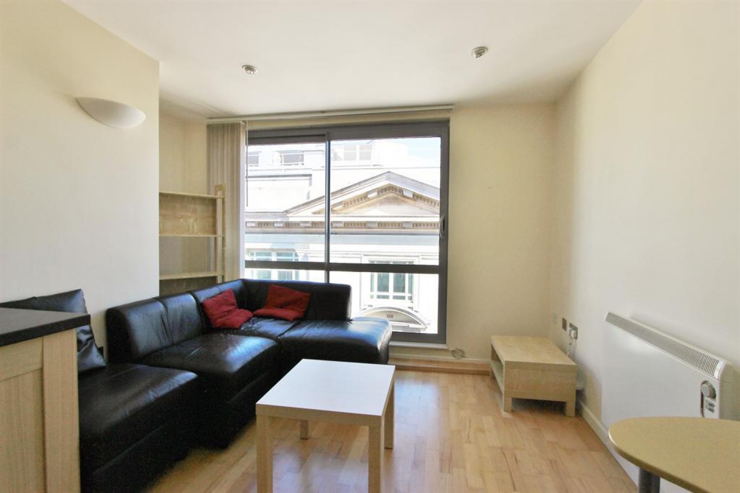 1 bedroom Flat to let in Broughton House, West Street, Sheffield, S1 4EX