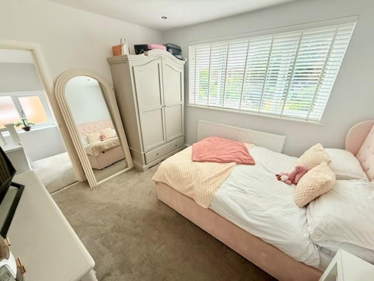 Reddicap Heath Road, Sutton Coldfield, B75 7ES
