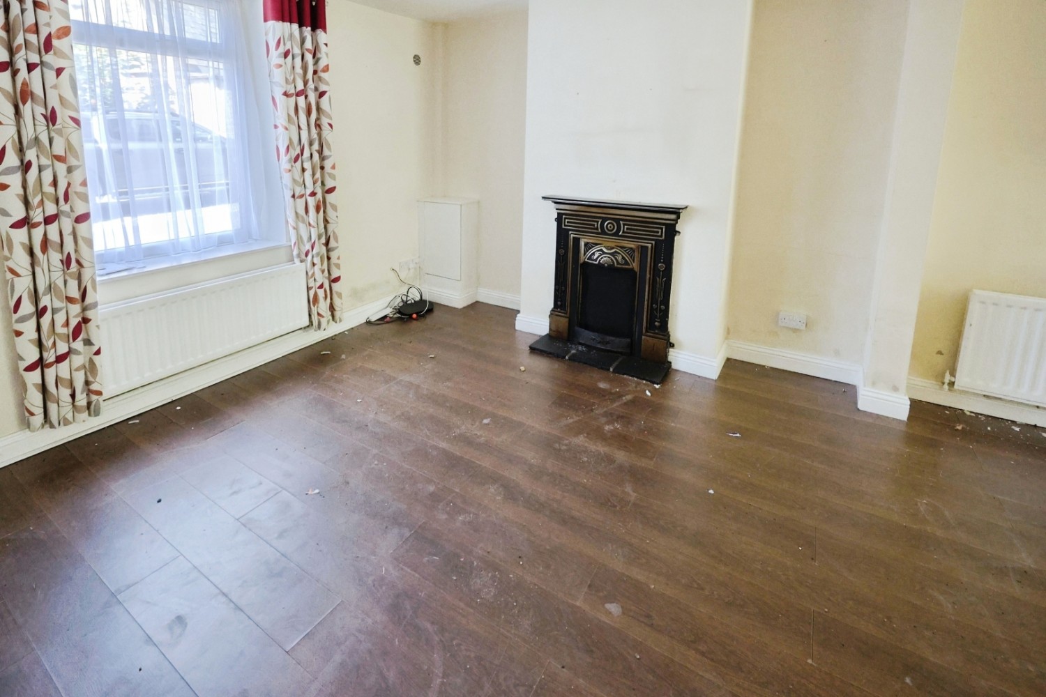 3 bedroom House for sale in School Street, Howden Le Wear
