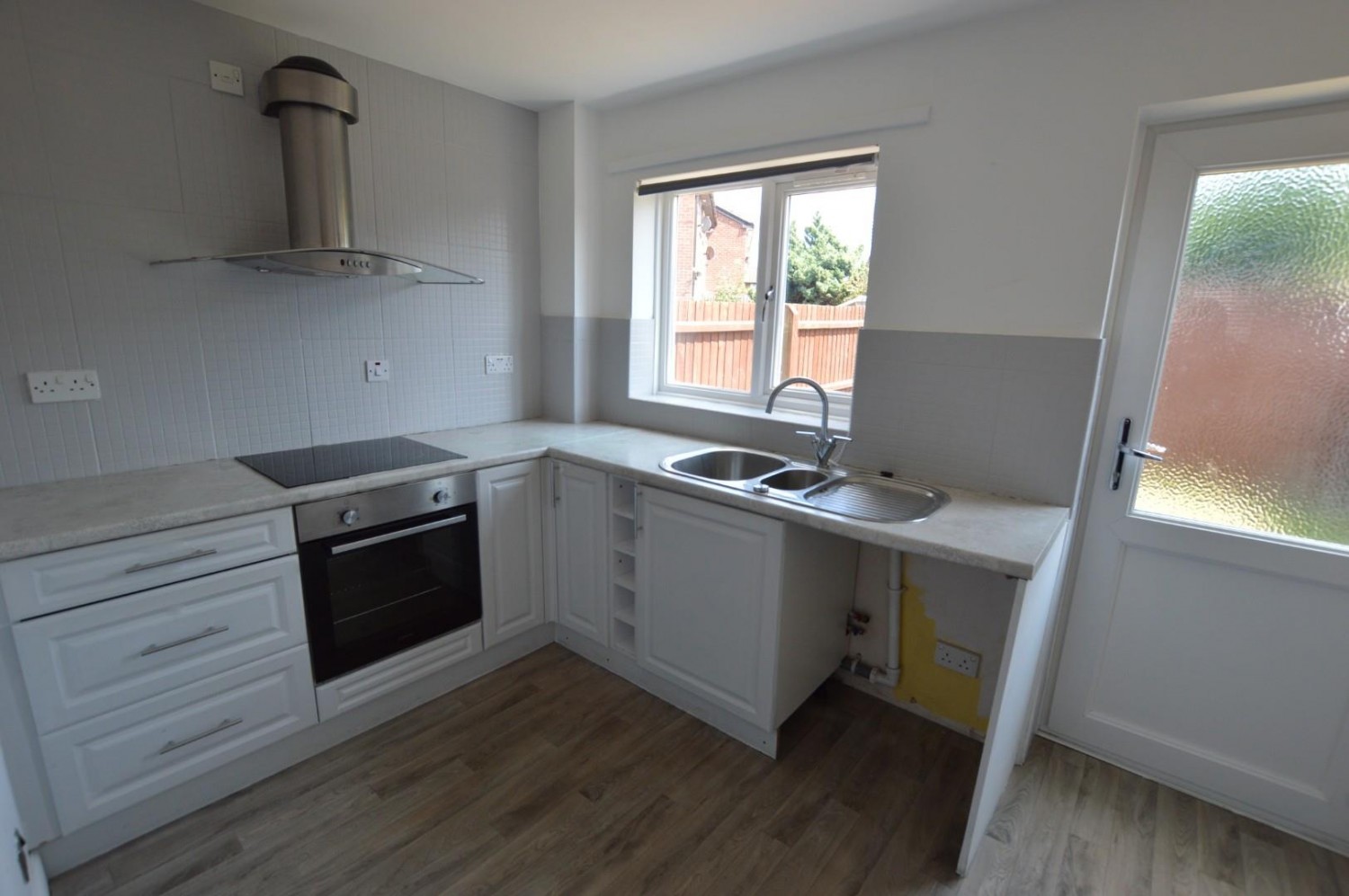 2 bedroom House to let in Clipstone Gardens, Wigston