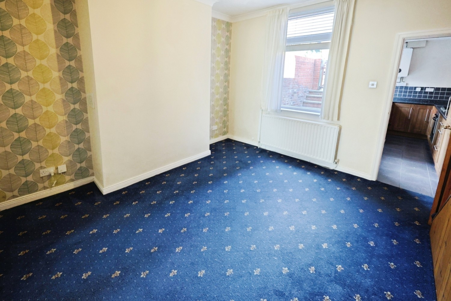 2 bedroom House to let in Surtees Street