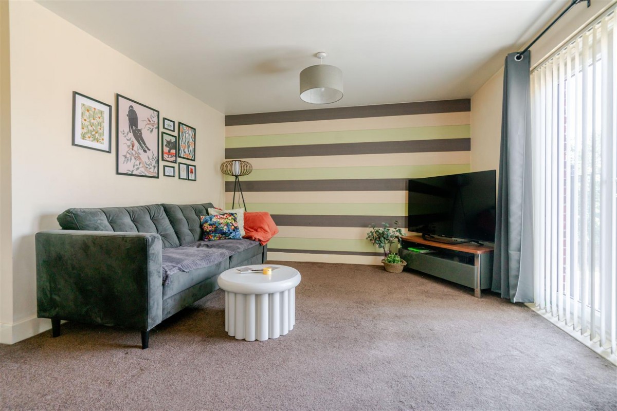 Brentwood Grove, Leigh, WN7 1UG
