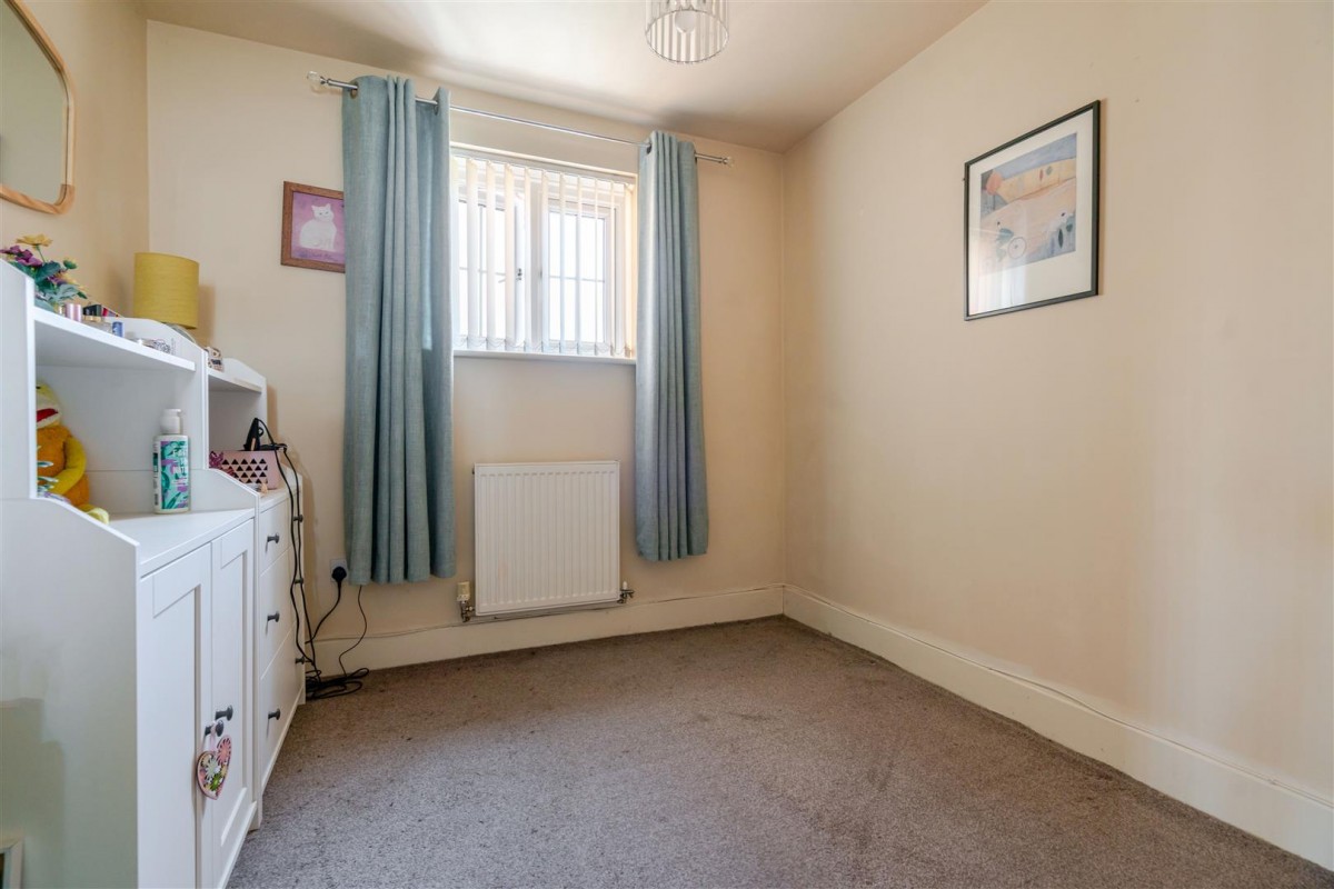 Brentwood Grove, Leigh, WN7 1UG