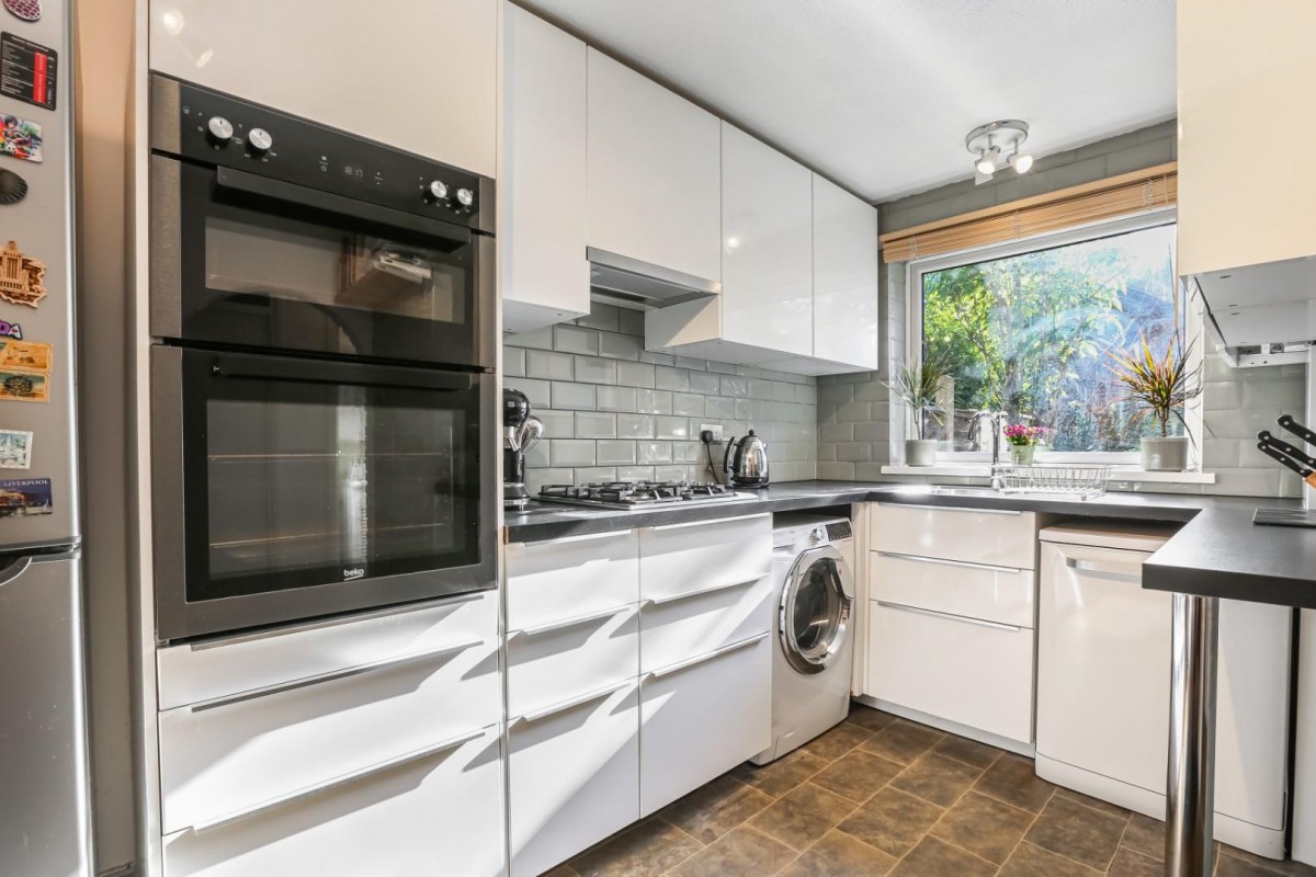 Wastdale Road, London, London