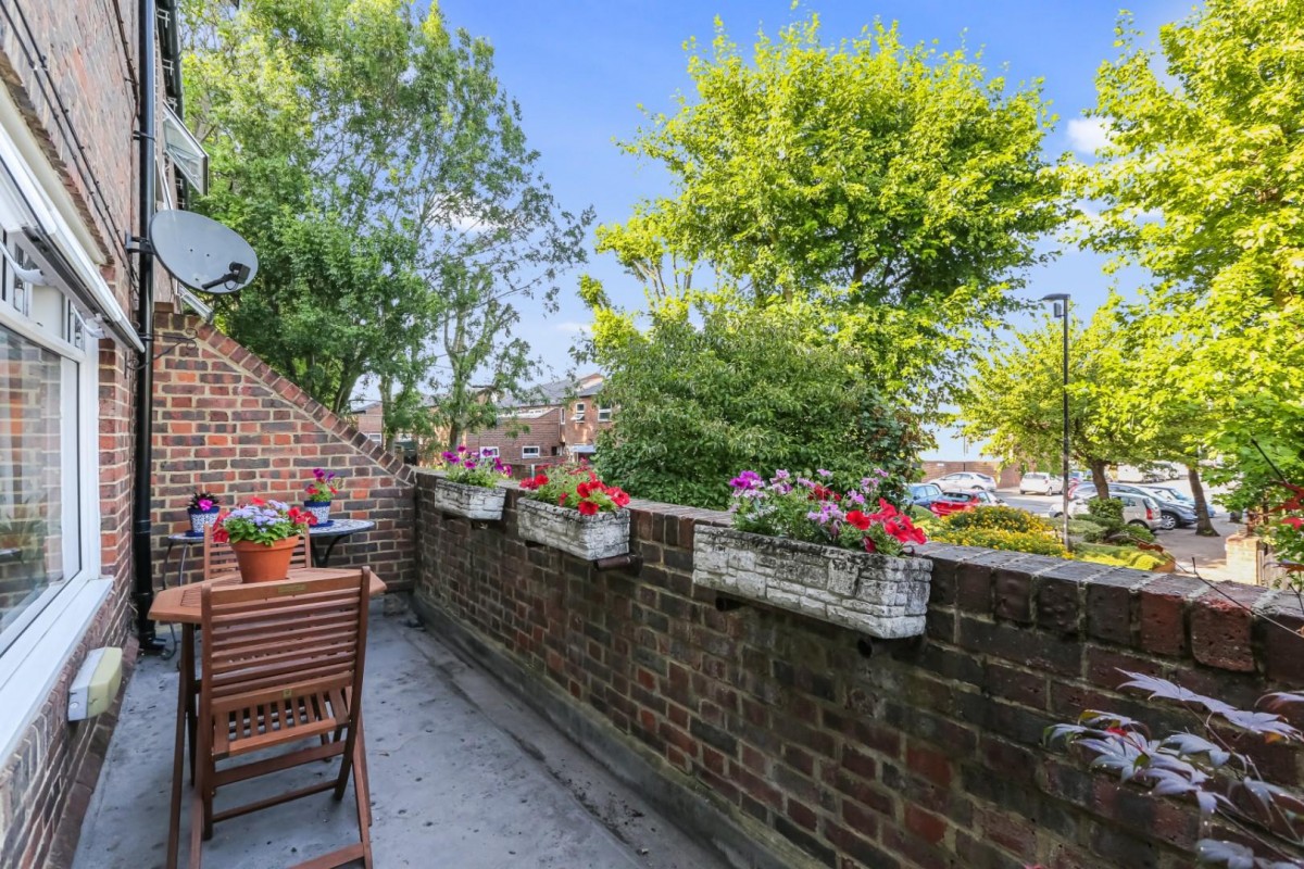 Wastdale Road, London, London