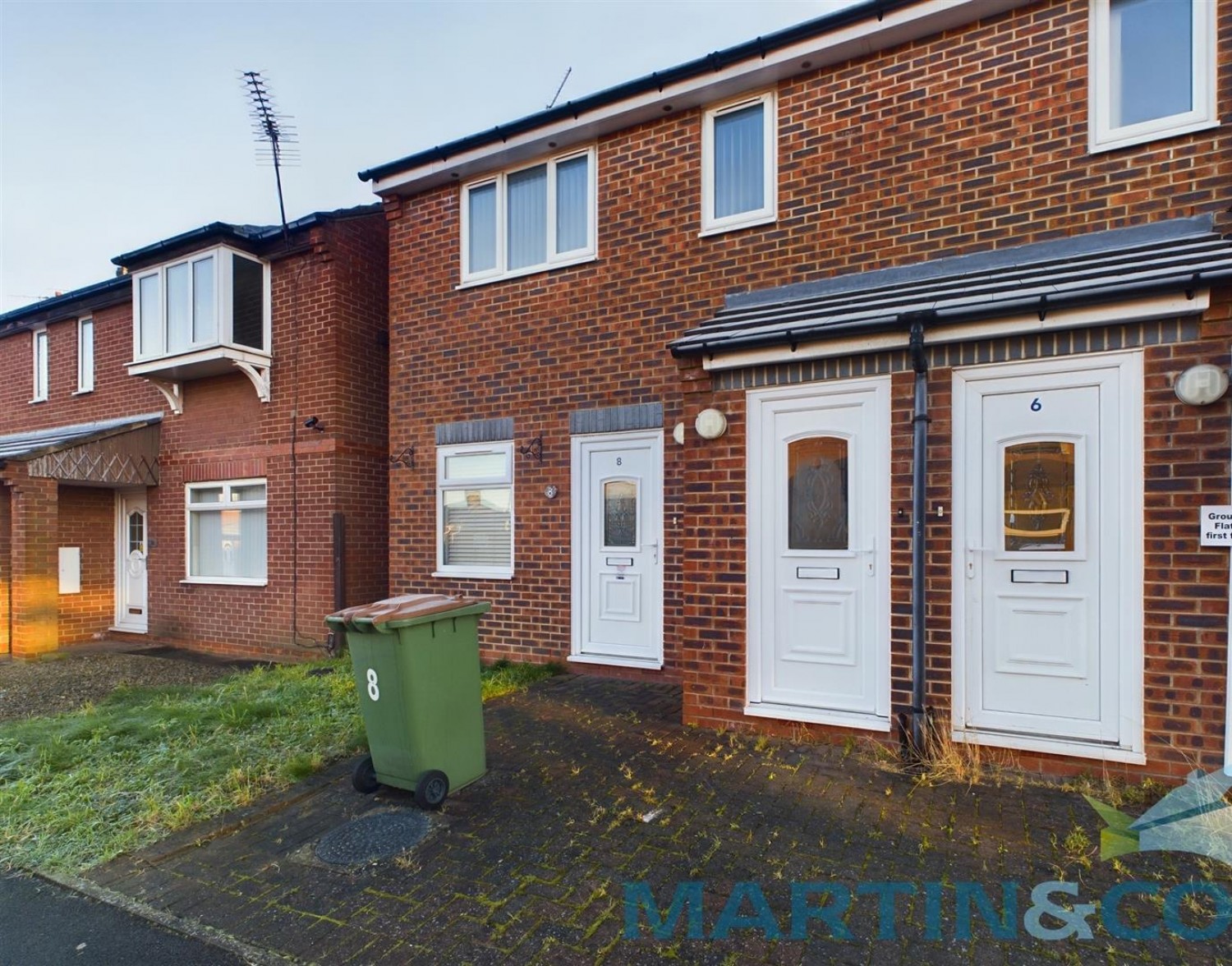 2 bedroom Flat to let in Meadow House, Guisborough