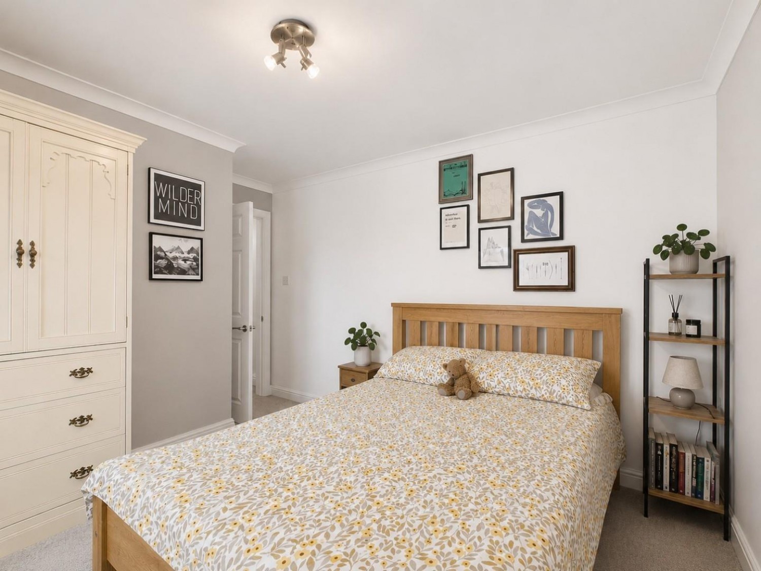 2 bedroom Flat for sale in Rock Street, Thornbury, Bristol