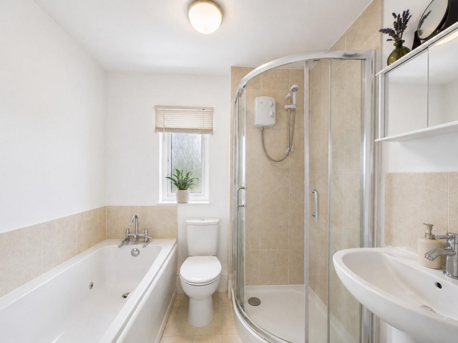 2 bedroom Flat for sale in Rock Street, Thornbury, Bristol