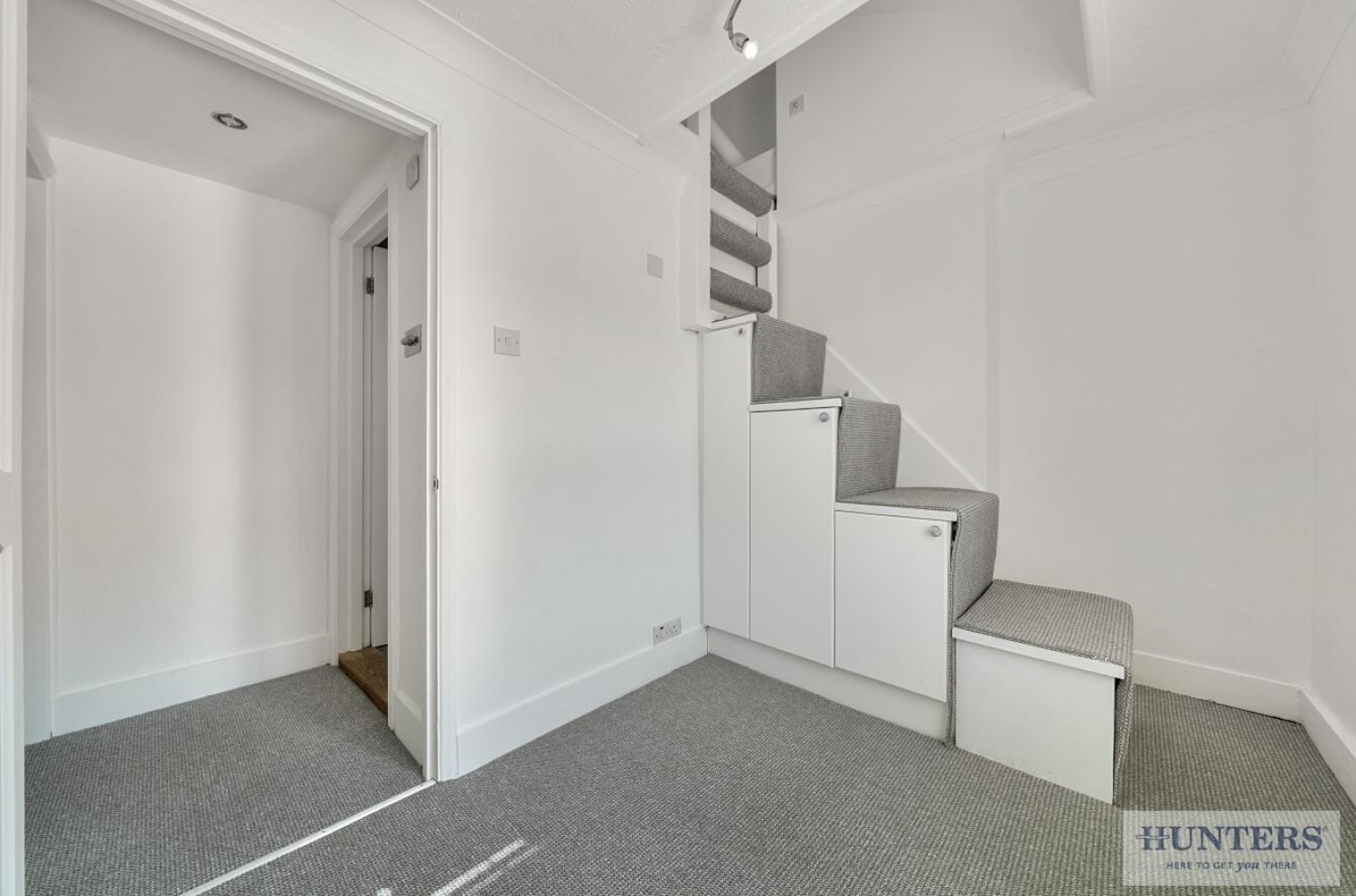 2 bedroom House for sale in Sladedale Road, Plumstead