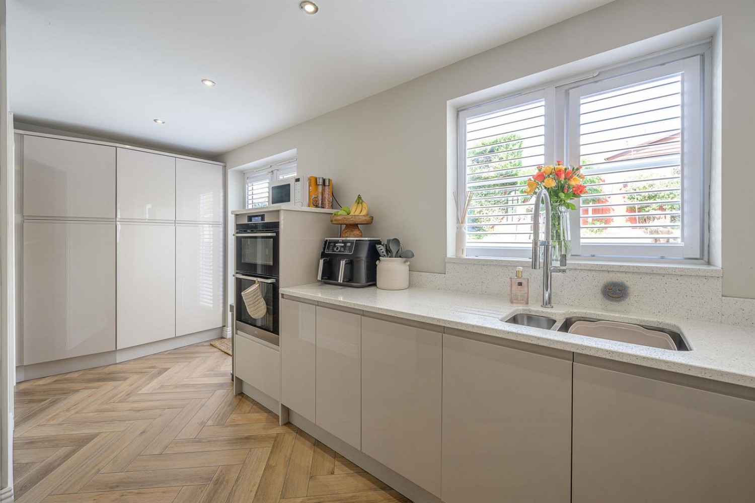 4 bedroom House for sale in Racemeadow Crescent, Netherton, DY2 0DX