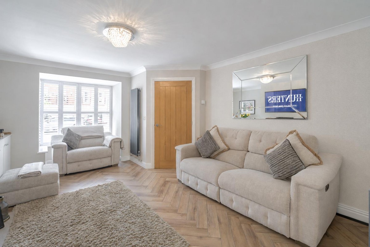 Racemeadow Crescent, Netherton, DY2 0DX