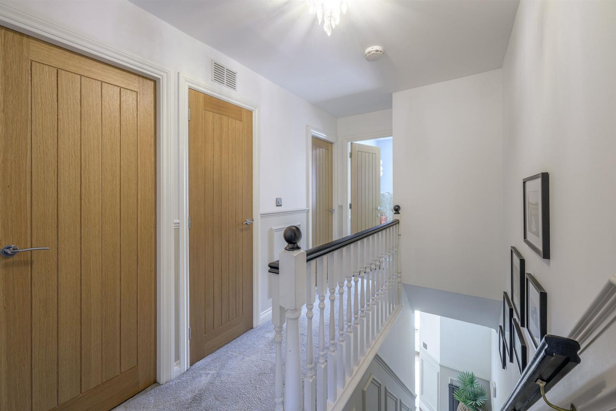 Racemeadow Crescent, Netherton, DY2 0DX