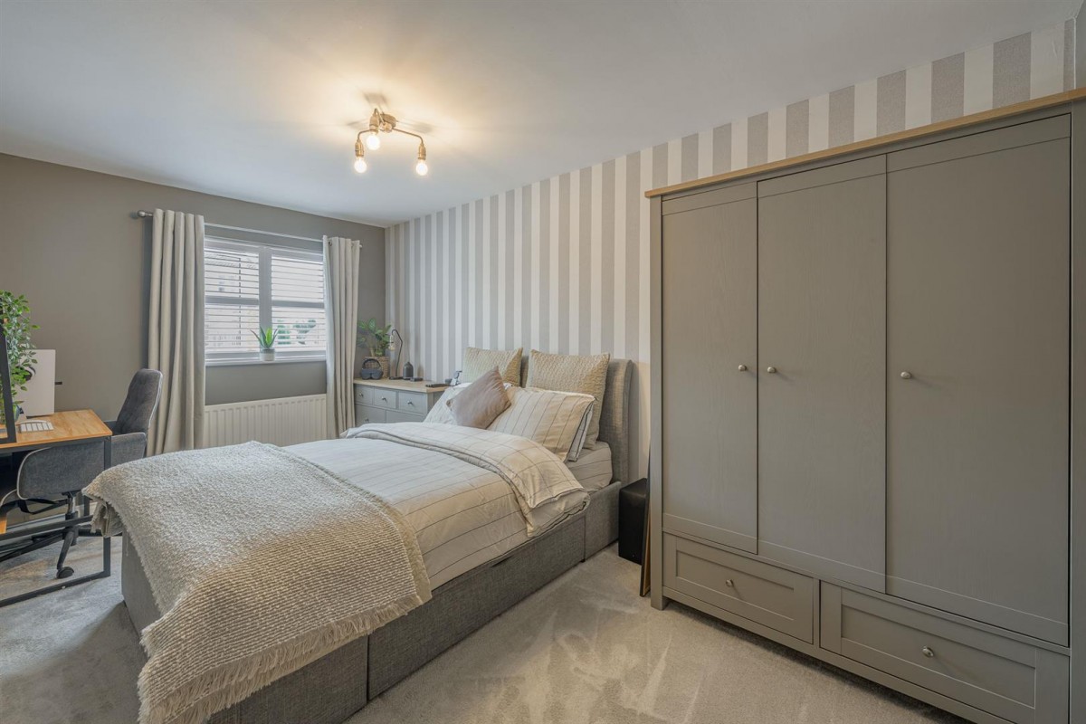 Racemeadow Crescent, Netherton, DY2 0DX