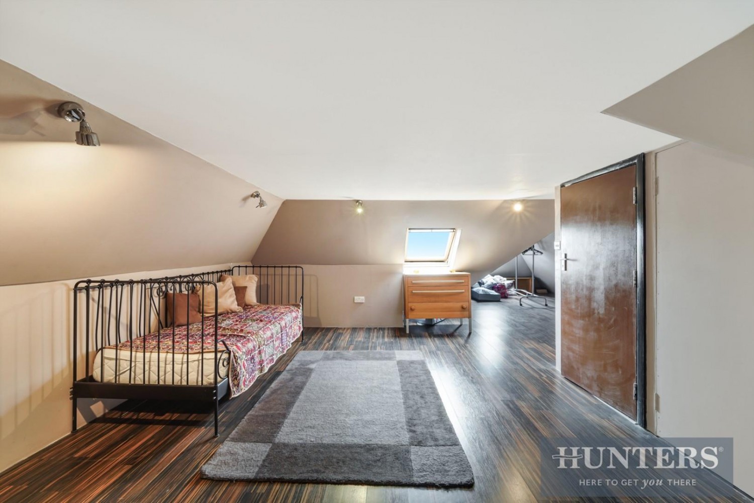 5 bedroom House for sale in South Lane, New Malden