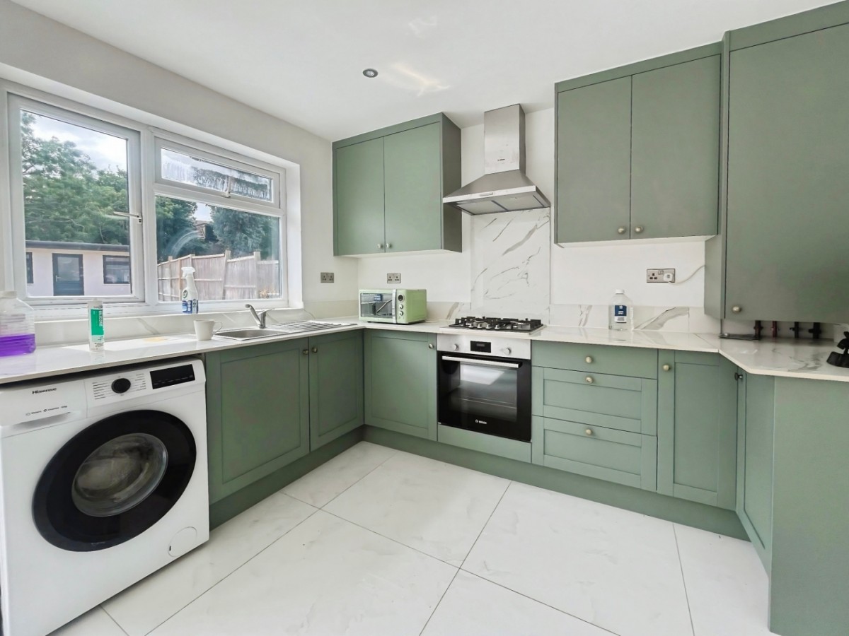 Lela Avenue, Hounslow