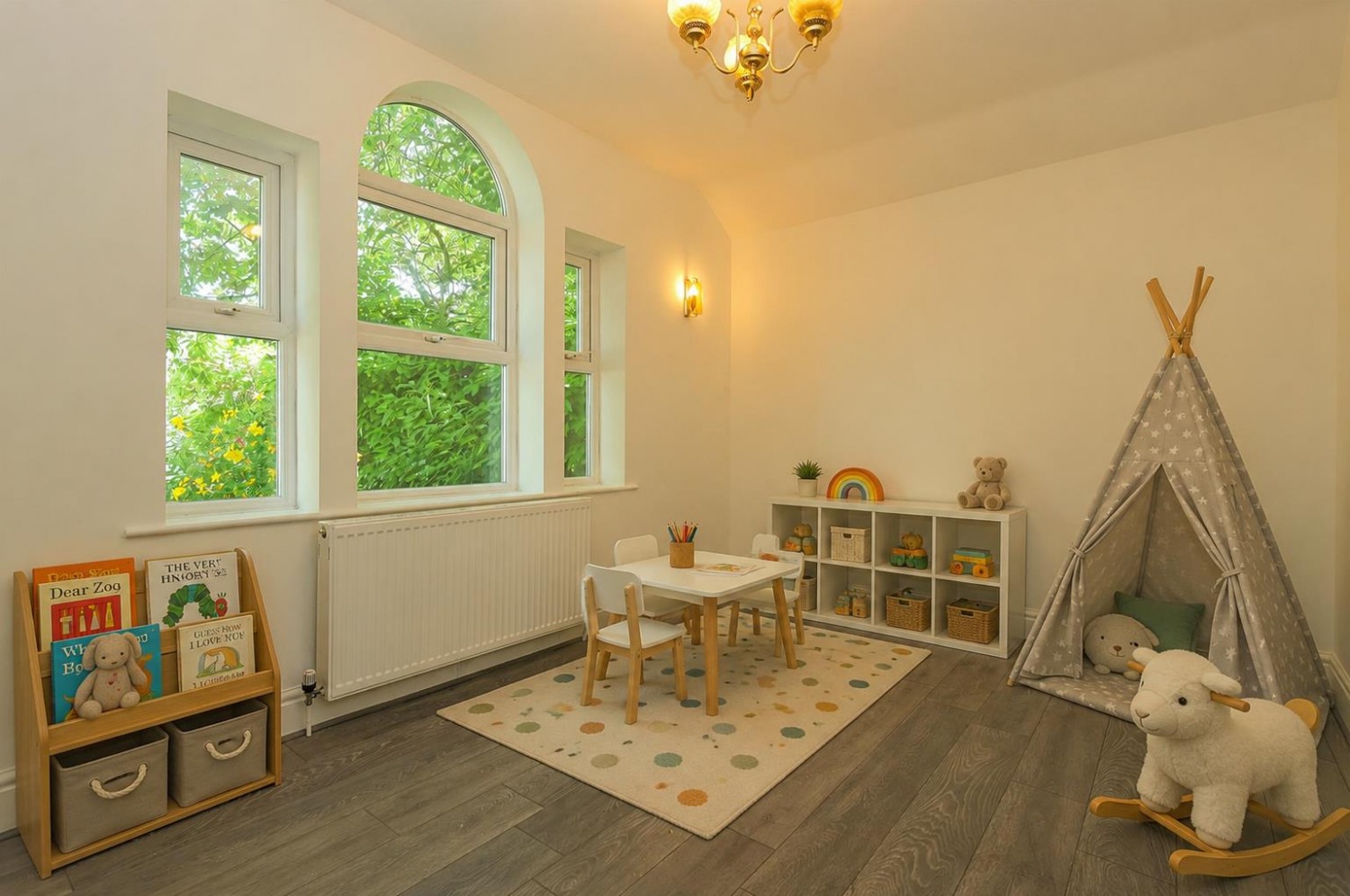 4 bedroom House for sale in Marsh, Pudsey, LS28 7NY