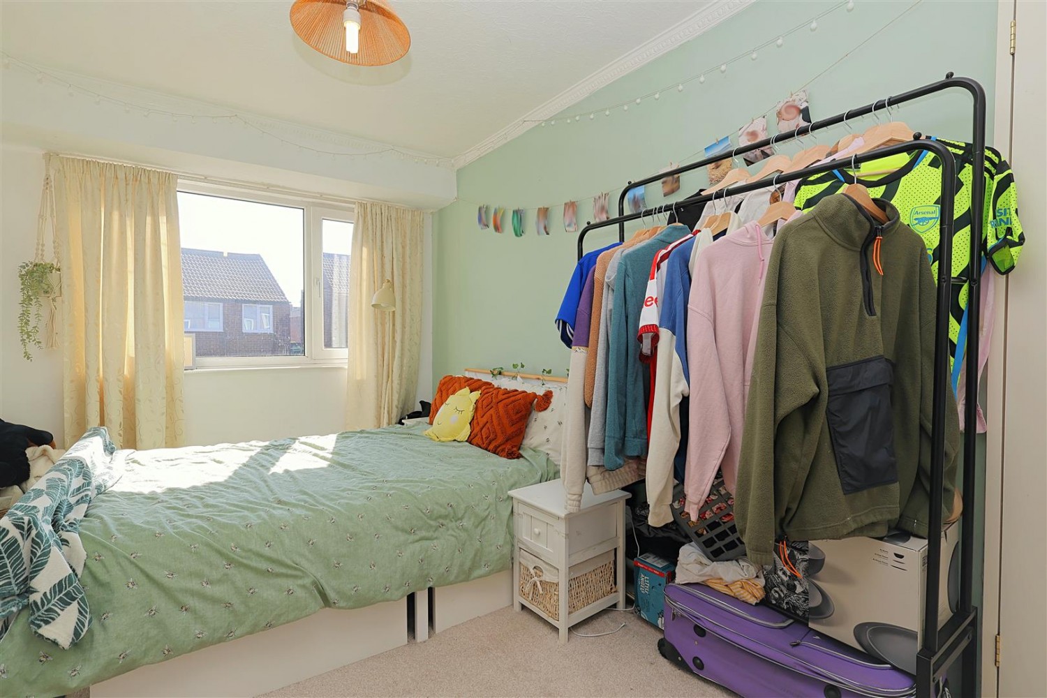 3 bedroom House for sale in Surrey Grove, Pudsey