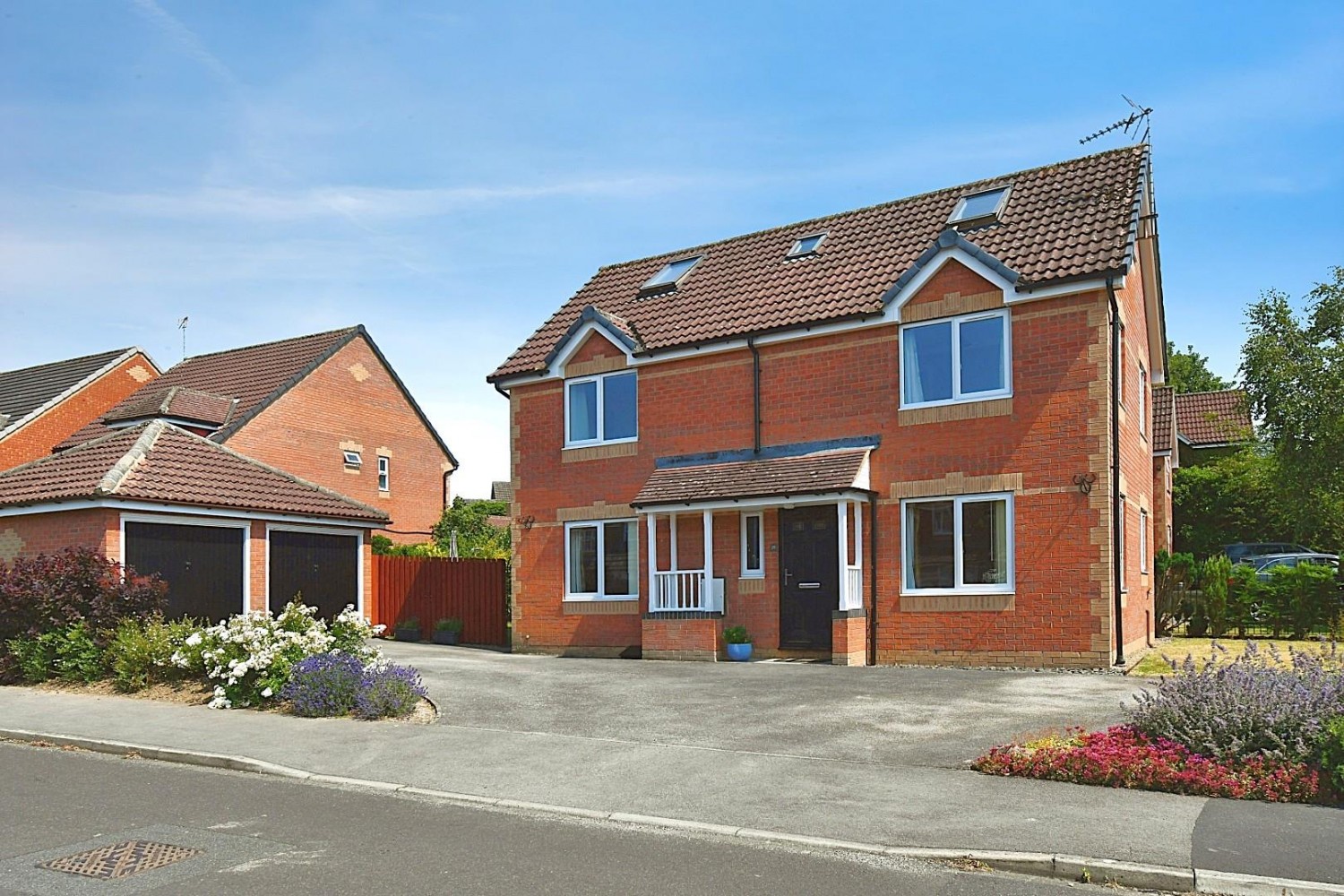 6 bedroom House for sale in Bellman Walk, Ripon