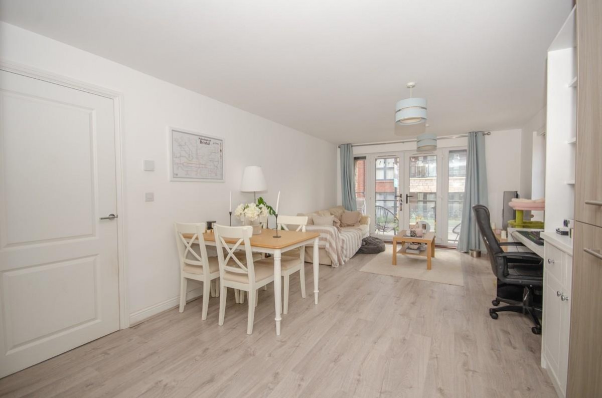 Jenkins Way, Frenchay, Bristol, BS16 2NS
