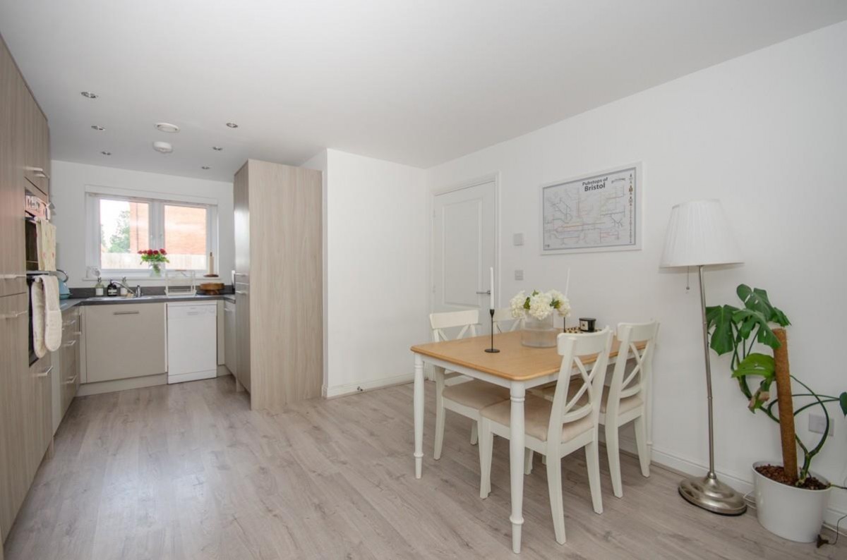 Jenkins Way, Frenchay, Bristol, BS16 2NS