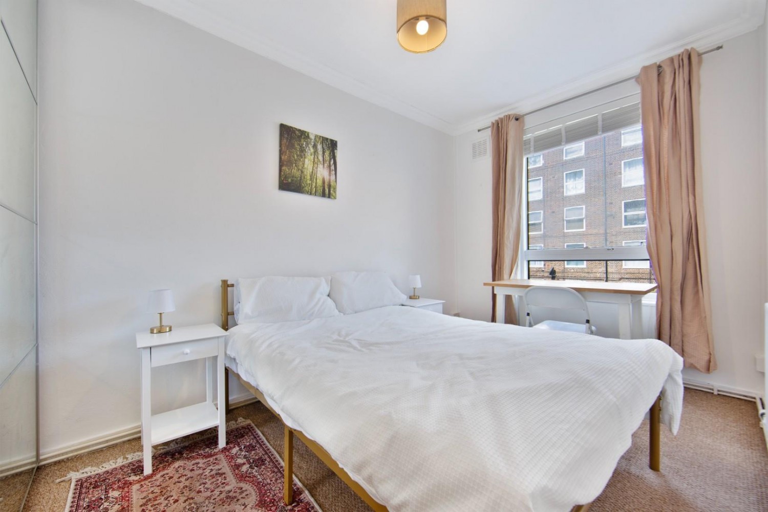 2 bedroom Flat to let in Brandon Street, London