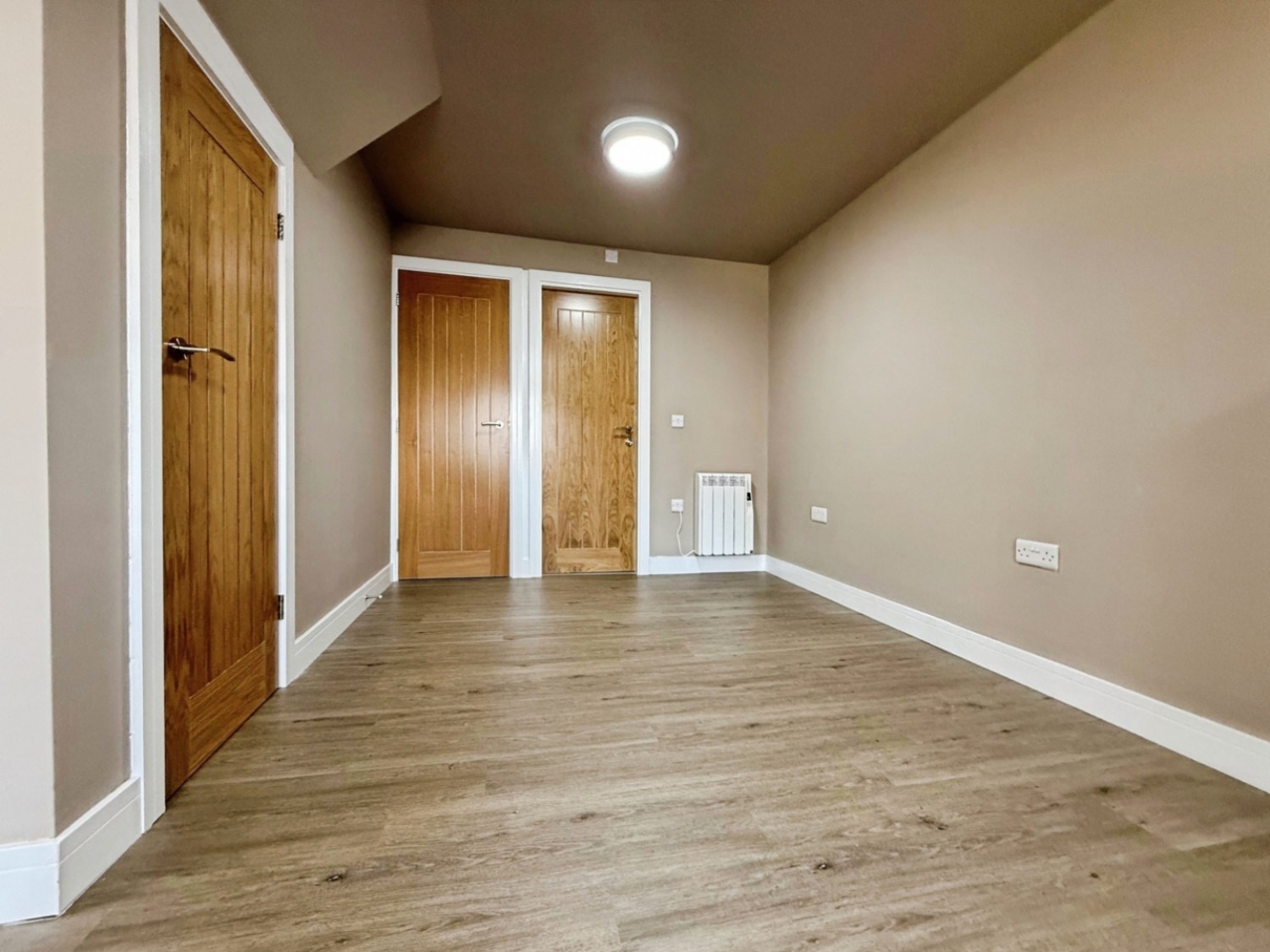 1 bedroom Flat to let in Station Road, Chapeltown, Sheffield