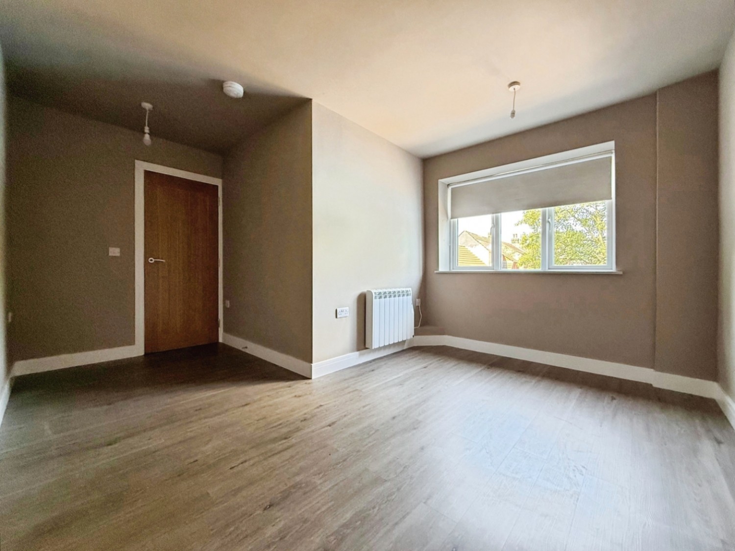 1 bedroom Flat to let in Station Road, Chapeltown, Sheffield